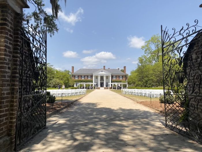 ブーンホールプランテーション　正門から見た邸宅　外観