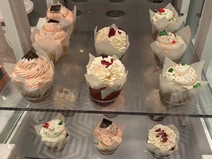 Sucréのカラフルなカップケーキ