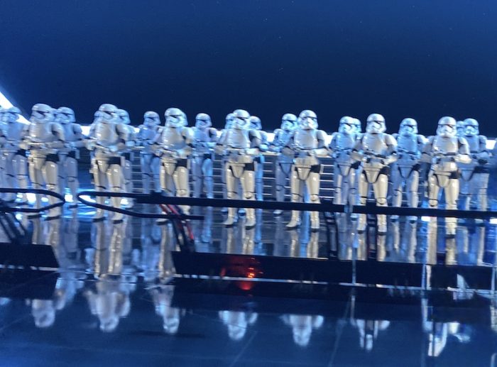 ハリウッドスタジオのスターウォーズ・ライズオブザレジスタンス